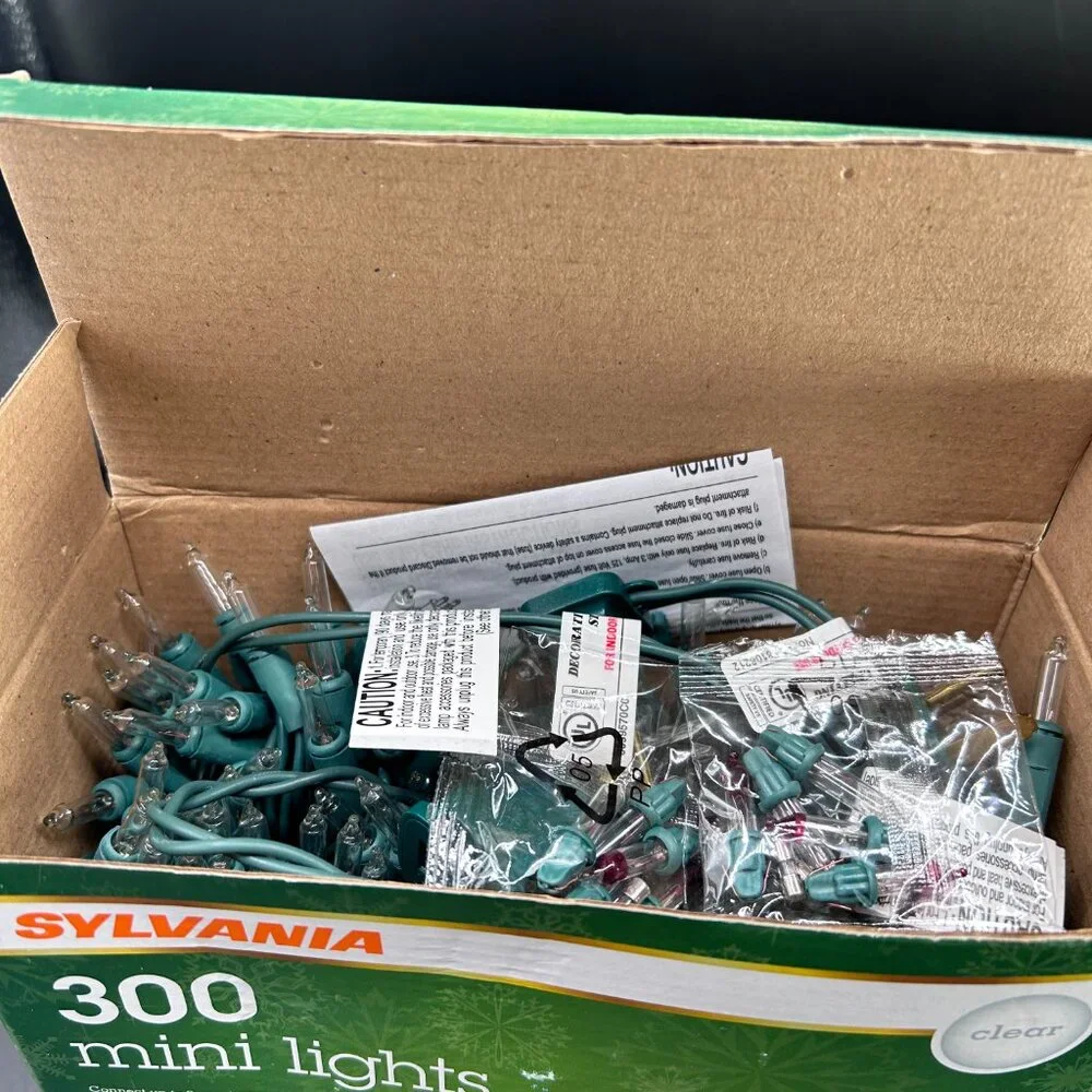 Sylvania 300 Mini Lights Clear Indoor/Outdoor Holiday Christmas Decor Open Box